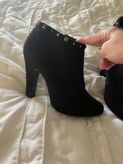 Used Black Ankle Boots 6.5