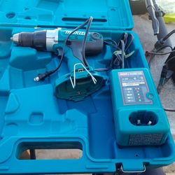 Just Like New Makita Drill And Charger