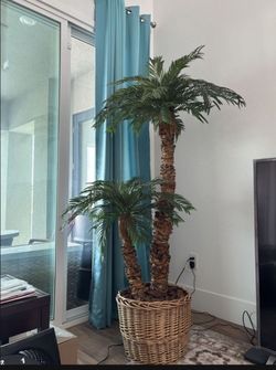 6 ft. Artificial Beautiful Palm Tree