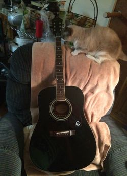 Gibson Epiphone black Acoustic guitar