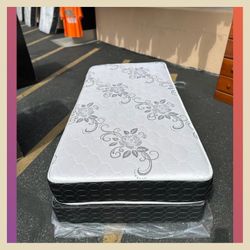Twin Size Mattress / Colchon