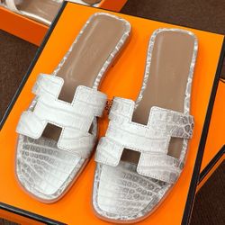 Hermes Slippers  