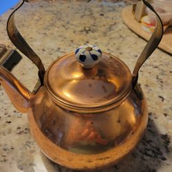Copper Kettle With Ceramic Handle And Lid