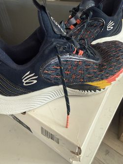 Curry 9 Size 11