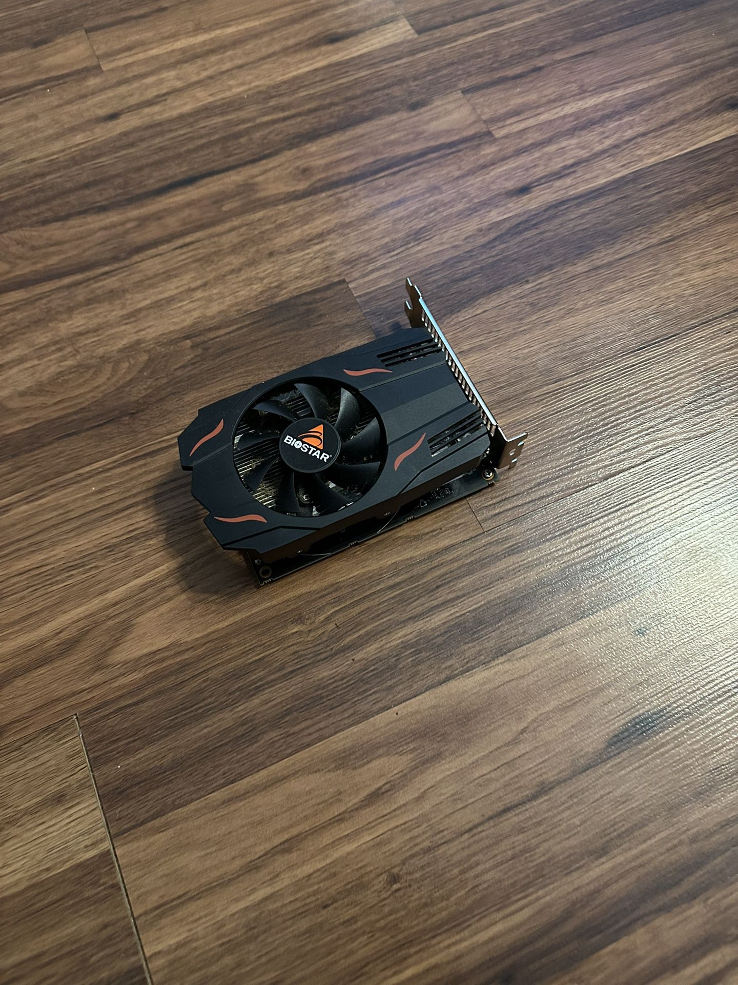 BIOSTAR Radeon RX 550 4 GB Graphic Card