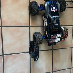Traxxas Max 
