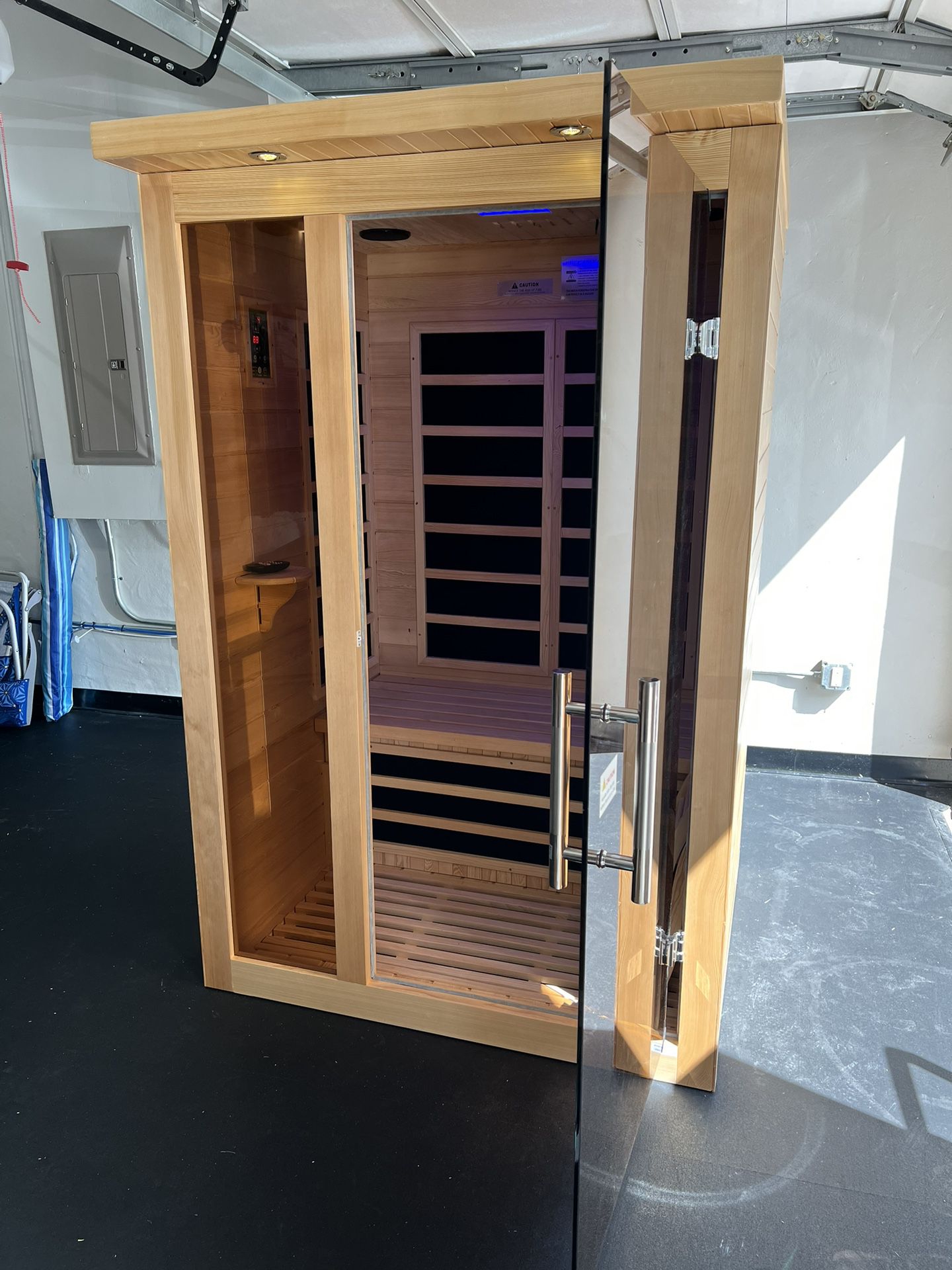 Home Sauna For 2 People  Different Sizes And Options Just Ask!!