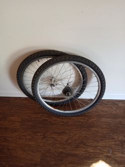 Parallax/HB-M738 & Deore Xt FH-m737 26 Inch Rims 