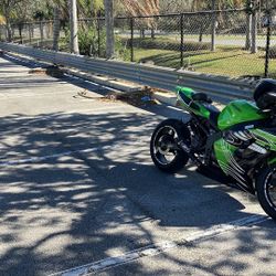 04 Kawasaki Zx6r