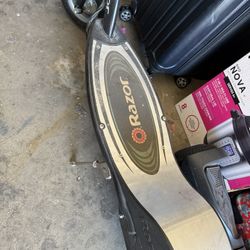 Youth Razor Electric Scooter 