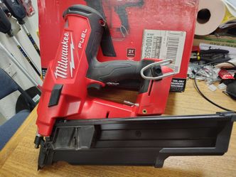 Milwaukee 21° framing nailer tool only
