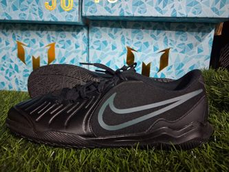 Indoor soccer shoes us sizes 8