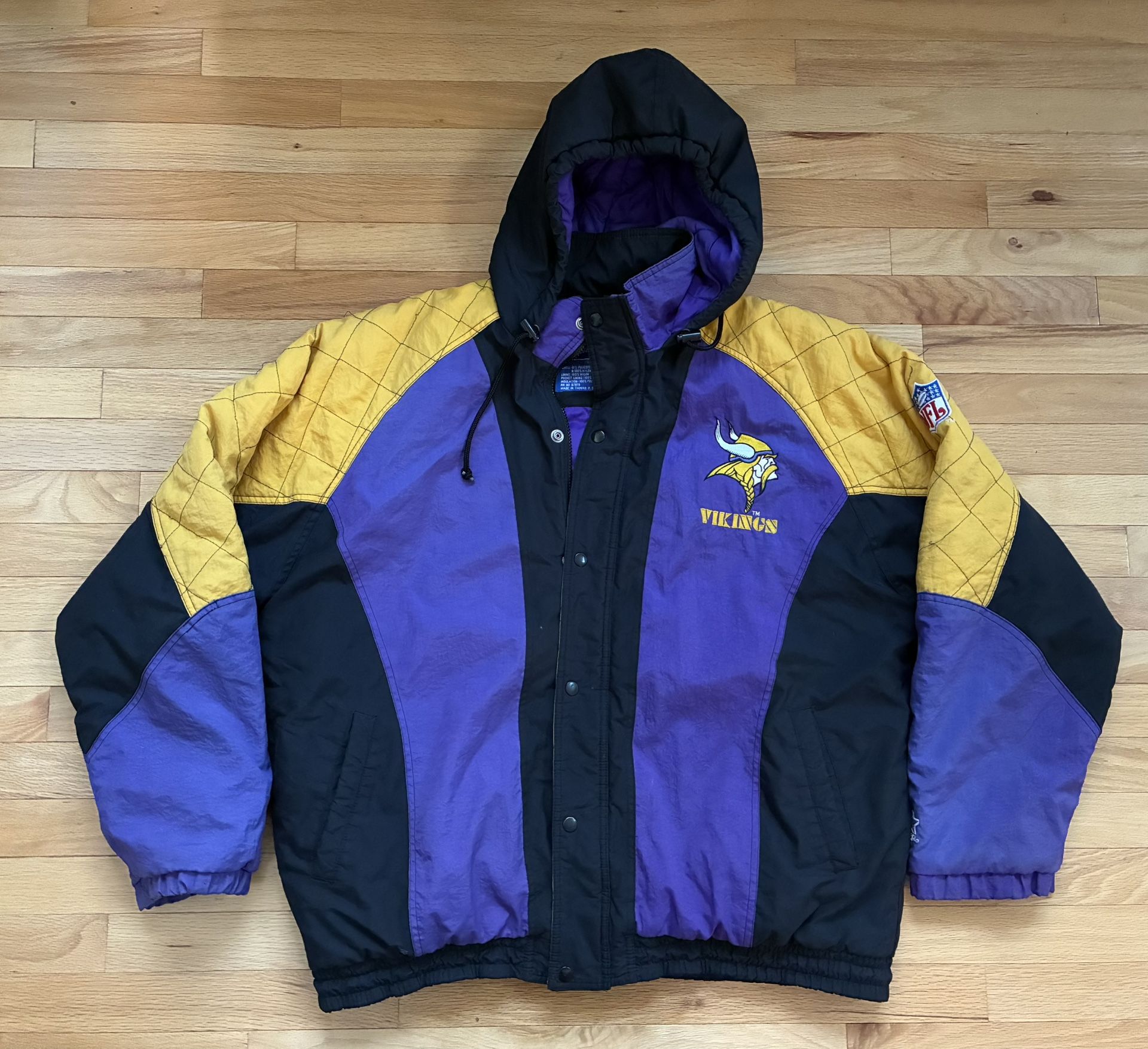 Vintage Minnesota Vikings Starter Jacket Hooded Coat Men's Size XL