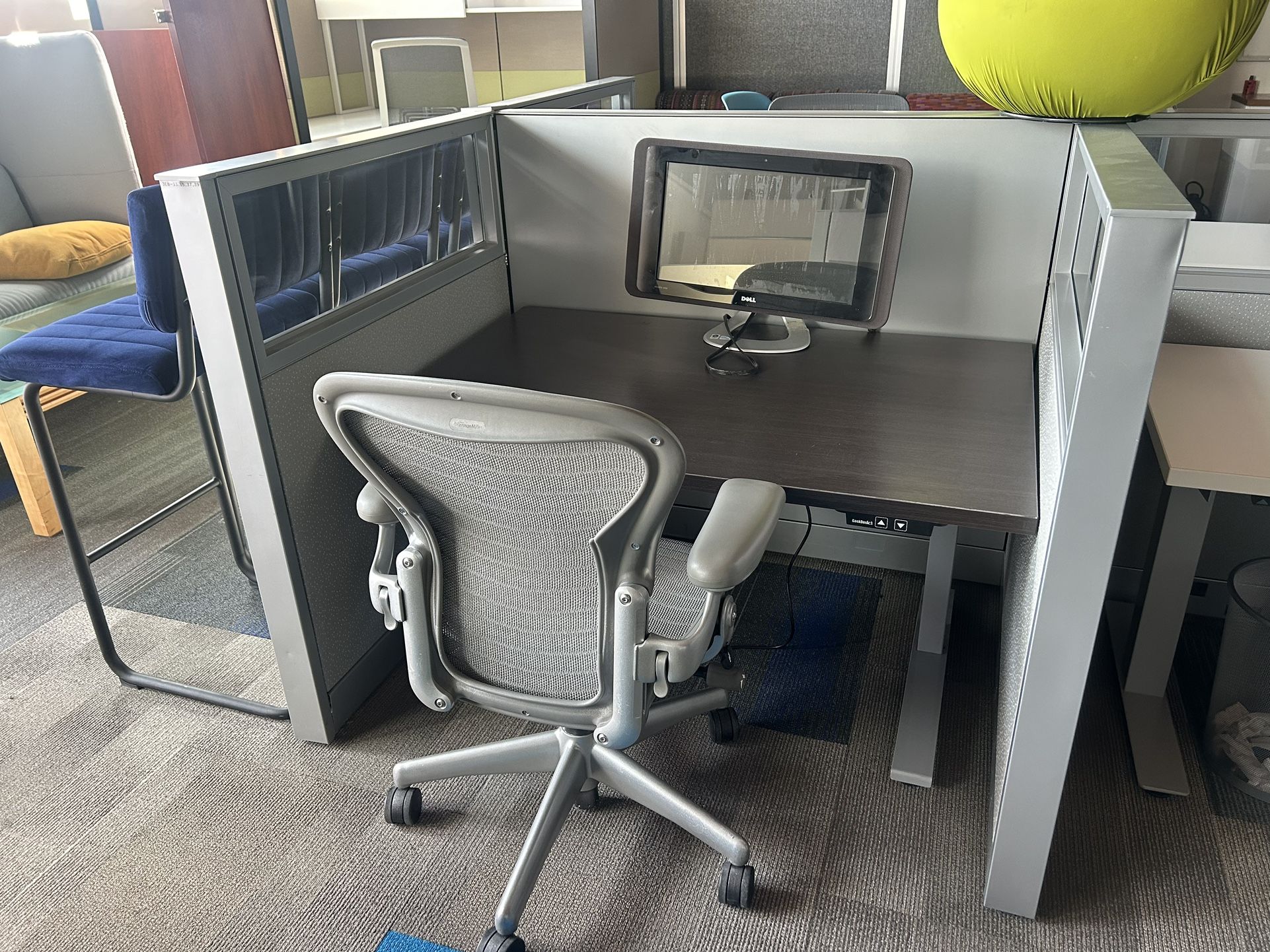 Office Cubicles, Electric Standing Desk, Ergonomic Chair 