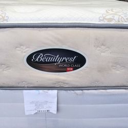 Queen Simmons Beautyrest Mattress- Box Spring & Bed Frame Optional 