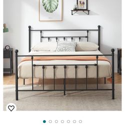Queen bed frame & Mattress $  120