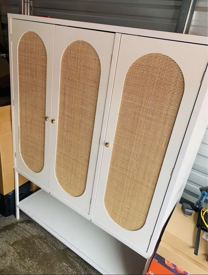 Bedroom Storage Cabinet 