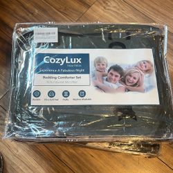 BRAND NEW BEDDING CONFORTER SET QUEEN SIZE 