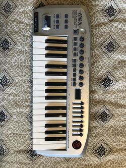 Edirol PCR-30 Midi Keyboard Controller