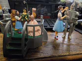 2003 wizard of Oz ornaments