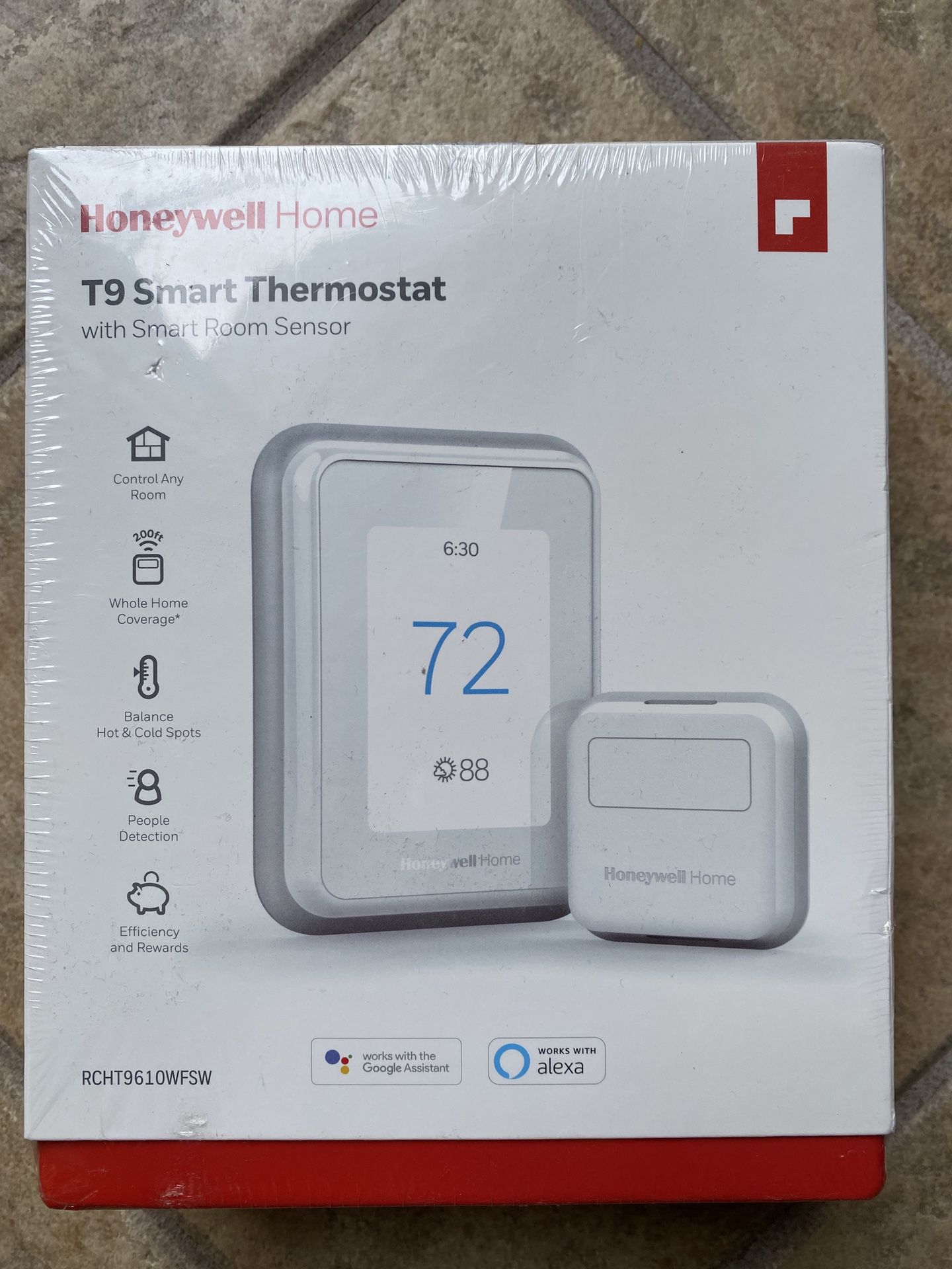 New Honeywell Home T9 Smart Thermostat w/SMART ROOM SENSOR