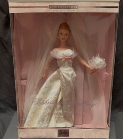 Mattel sophisticated Barbie 2002