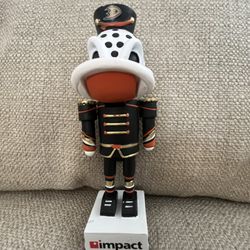 Anaheim Ducks Wild Wing Statue