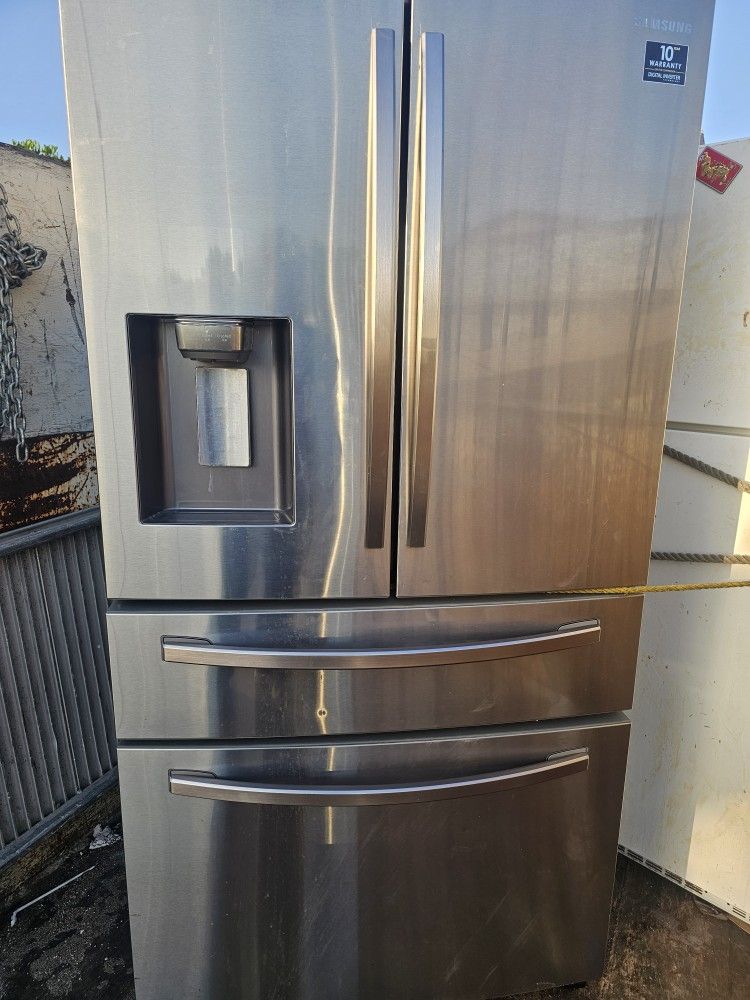 Refrigerator
