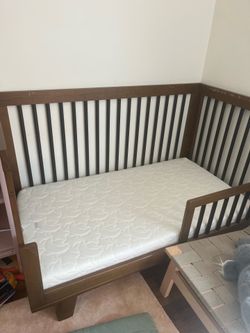 Hudson 3-in-1 convertible crib! And Halo mattress!