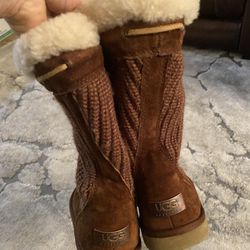 Ugg Boots Size 6