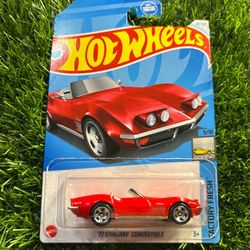 Hot Wheels 1967 Corvette Stingray Convertible cars