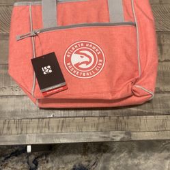 BRAND NEW ATLANTA HAWKS COOLER BAG WITH TAGS