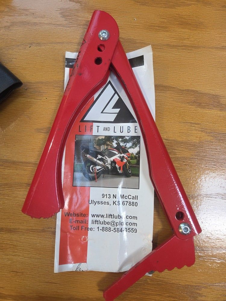 Motorcycle Lift and Lube