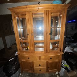 Antuiqe glass closet