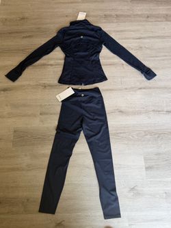 Navy blue lululemon set size 4