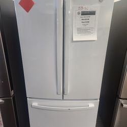33w 24.7 cu. ft. French Door Refrigerator in White, ENERGY STAR