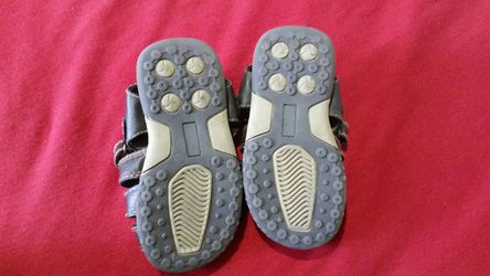 Size 6c sandals used
