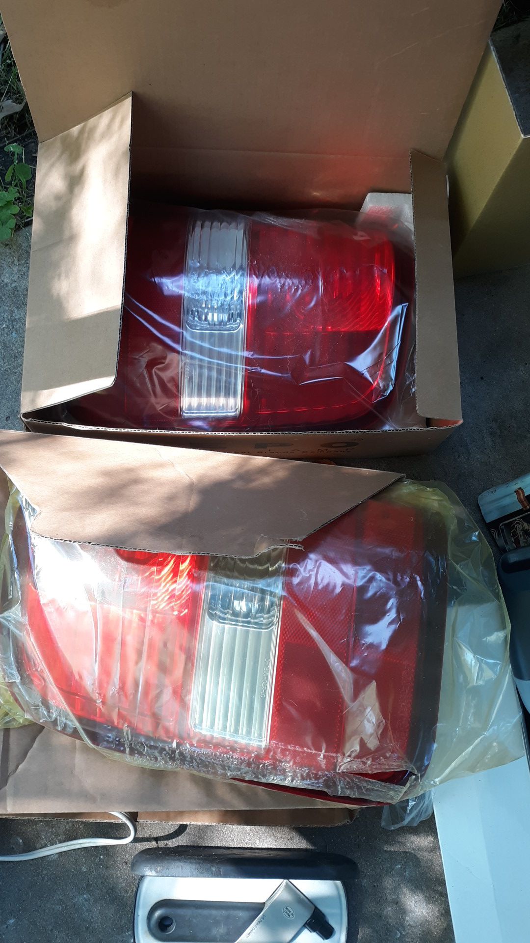 Ford f150 tail lights new