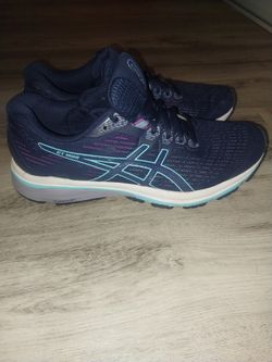 Asics Women's SIZE 9.5 