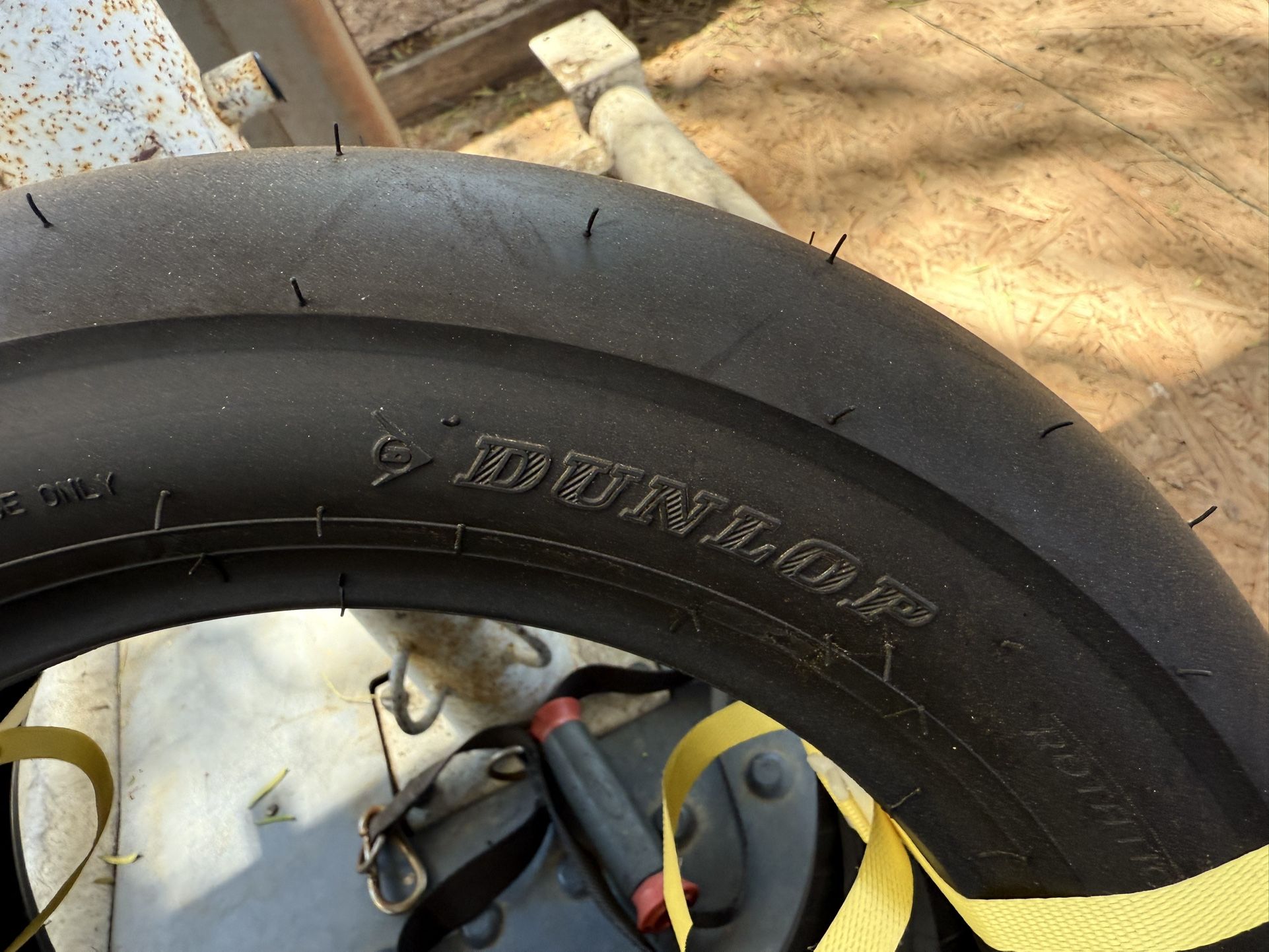 Dunlop Slick
