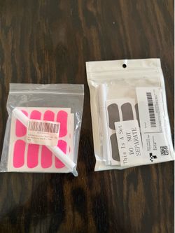 Eye black in pink and in black