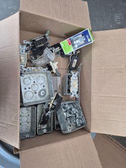 Leviton 3-Way Switches & Metal Electrical Box Lot