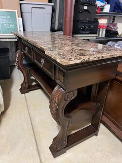 Bed table