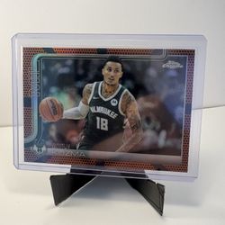 Kyle Kuzma 2025-26 Topps Chrome #118 Basketball Refractor