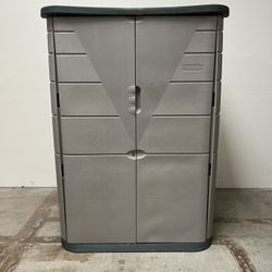 Rubbermaid Shed 
