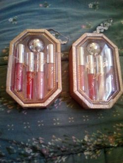 $4.00 each box of Lips make ups