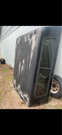 Truck bed cover