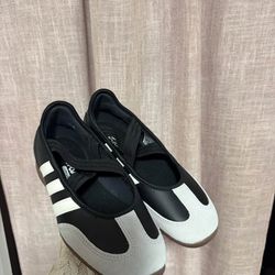 Mary Jane Adidas