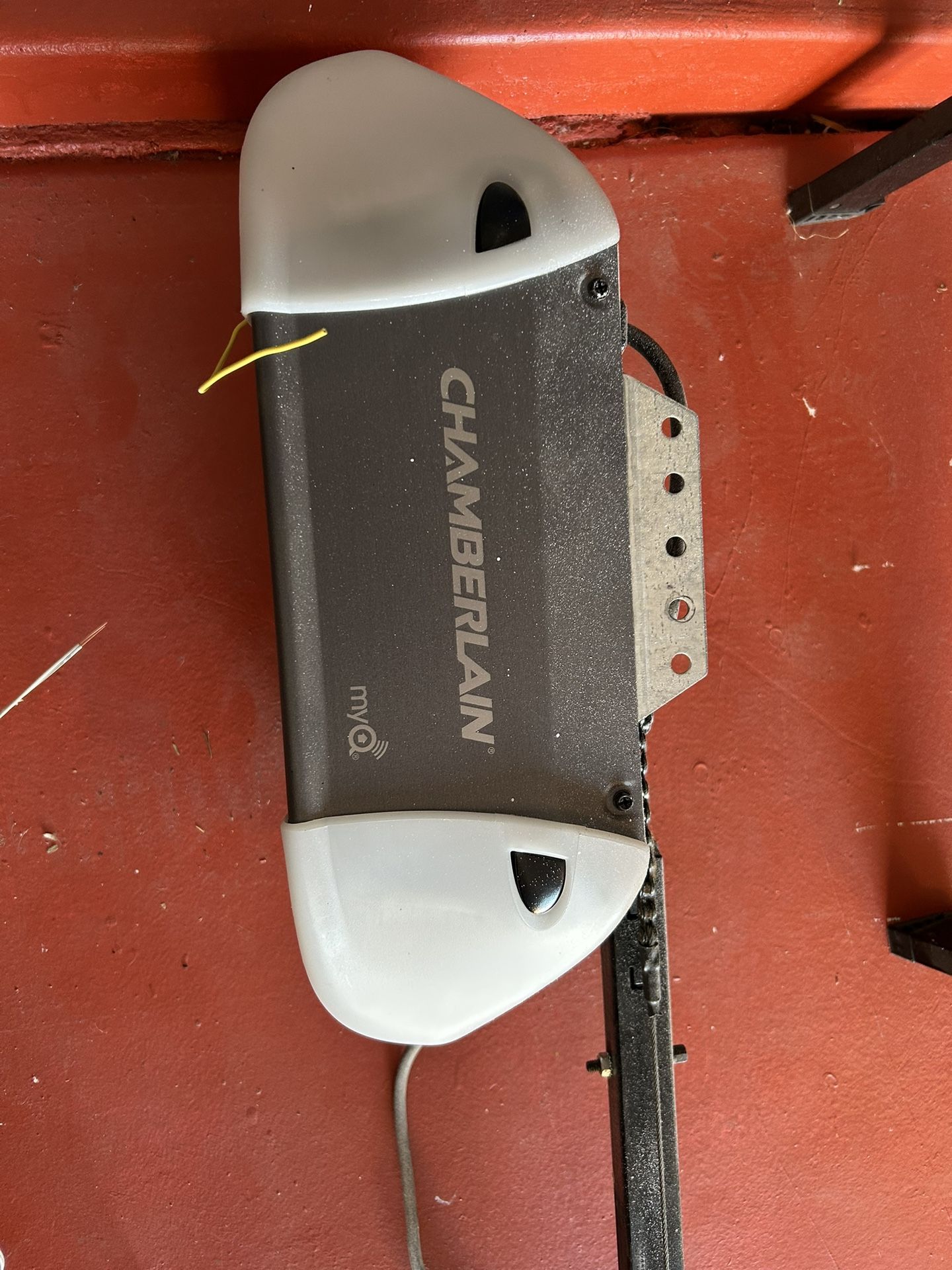 Chain Drive Garage Door Opener