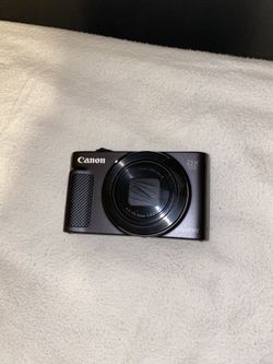 Black cannon camera 20 mega pixel